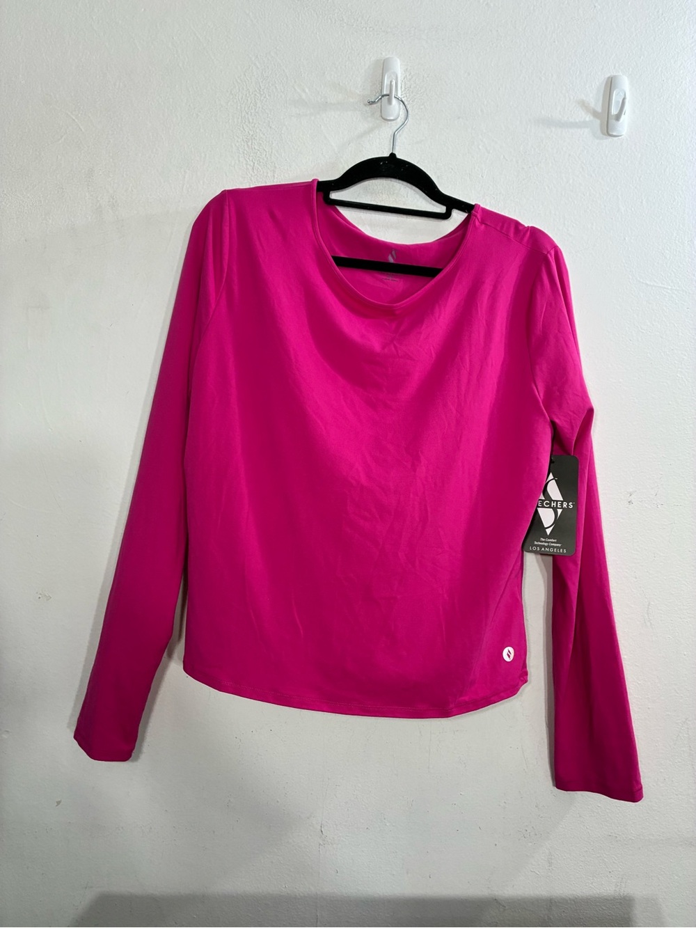 Skechers Women's Long-Sleeve Crew Top - Bright Fuchsia
